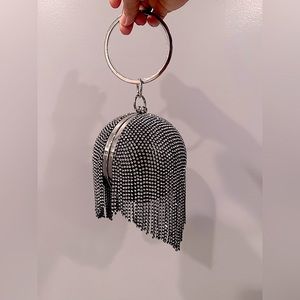 Crystal Fringe Sphere / w shoulder Chain